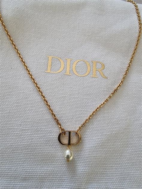 christian Dior petit necklace